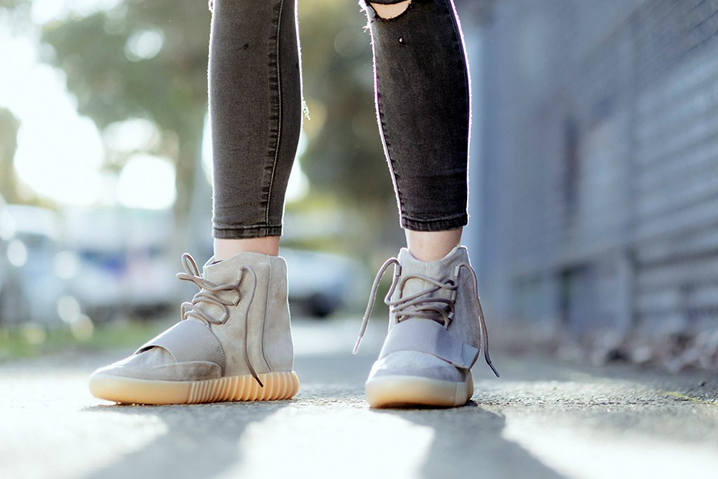 efficiently warm Heel ｲｰｼﾞｰﾌﾞｰｽﾄ750】女の子がYeezy Boost 750 ｸﾞﾛｰｲﾝｻﾞﾀﾞｰｸを履いた結果ｗｗｗｗ【6月11日発売】 | sneaker  bucks