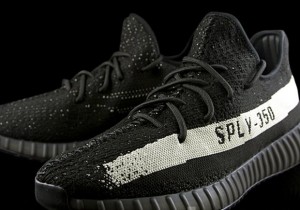 yeezy-boost-350-v2-core-black-core-white-core-black-by1604