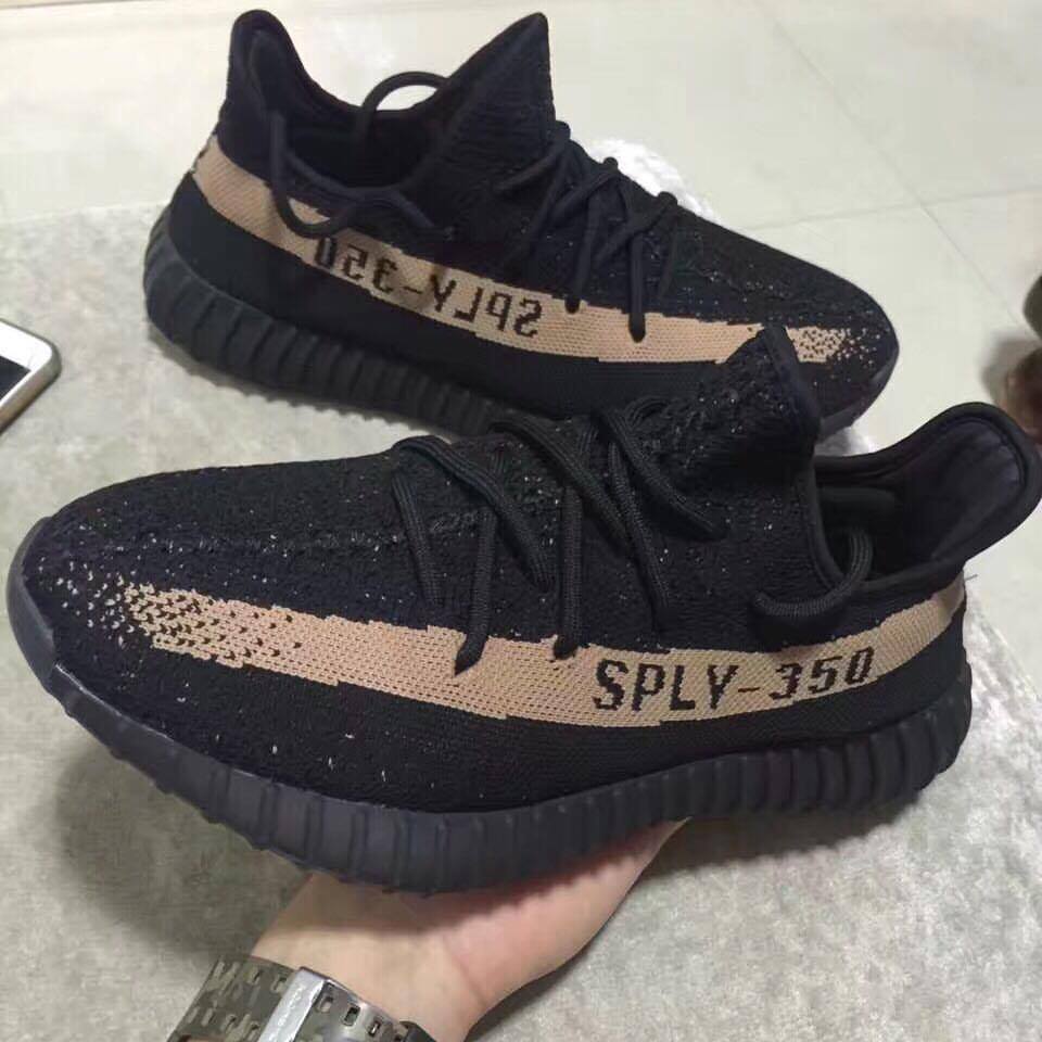 yeezy boost 350 v2 black and pink