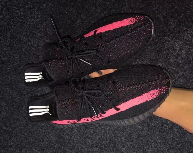 yeezy boost 350 v2 black and pink