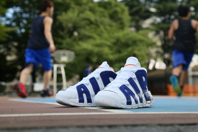 8月1日9:00】ｳｨﾒﾝｽﾞの皆さん朗報! Nike Air More Uptempo GS “Knicks