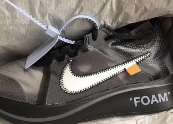 off white nike zoom fly black on feet