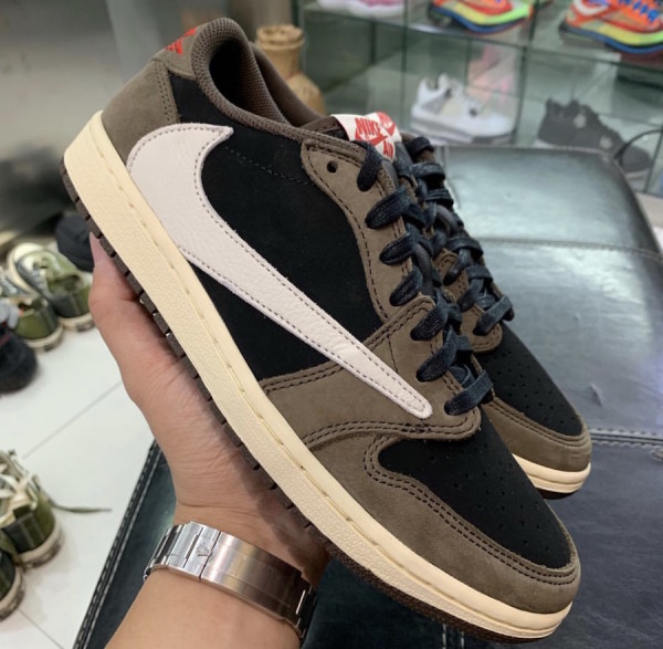 詳細画像】Travis Scott x Air Jordan 1 Low OG SP “Dark Mocha