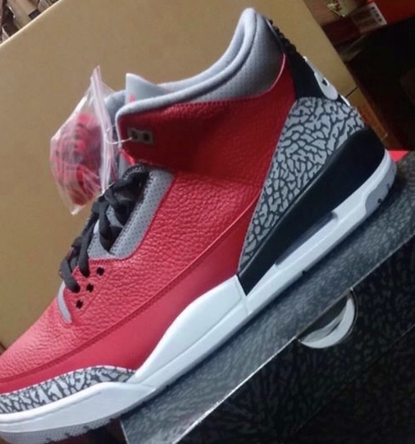 来年2月15日発売】Air Jordan 3 SE “Red 